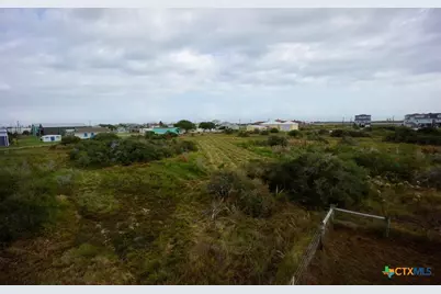 811 W Main Street, Port O'Connor, TX 77982 - Photo 15