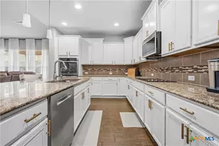 823 Olive Ln, Harker Heights, TX 76548 - Photo 3