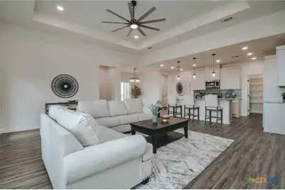 321 Whitetail Lane, Victoria, TX 77905 - Photo 17