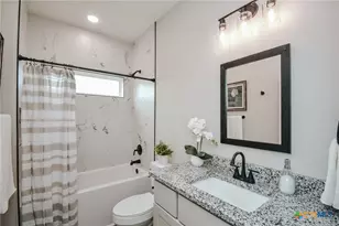 321 Whitetail Ln, Victoria, TX 77905 - Photo 25