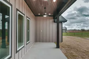 321 Whitetail Ln, Victoria, TX 77905 - Photo 45