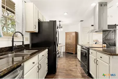 1548 Valley Forest, Canyon Lake, TX 78133 - Photo 11