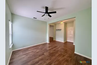 105 Holly Oak Court, Victoria, TX 77901 - Photo 7
