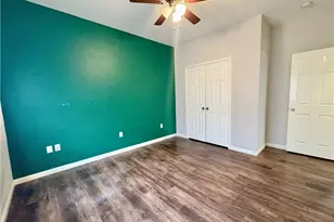 105 Holly Oak Ct, Victoria, TX 77901 - Photo 17