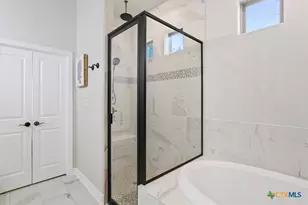 102 Rancho Del Lago Ln, Belton, TX 76513 - Photo 21