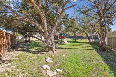 102 Rancho Del Lago Lane, Morgans Point Resort, TX 76513 - Photo 37