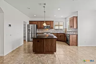 606 Irvin Dr, San Marcos, TX 78666 - Photo 9