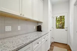 660 Mockingbird Dr, Canyon Lake, TX 78133 - Photo 13