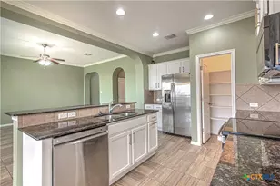 808 Wyndham Hill Pkwy, Temple, TX 76502 - Photo 11