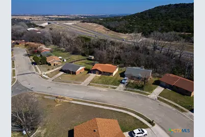 930 Dryden Avenue, Copperas Cove, TX 76522 - Photo 3
