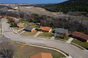 930 Dryden Ave, Copperas Cove, TX 76522 - Photo 3