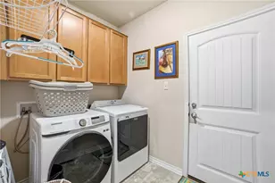 2071 Wind Chime Wy, New Braunfels, TX 78130 - Photo 17