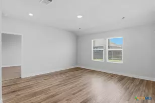 1328 Almond Crk, Seguin, TX 78155 - Photo 5