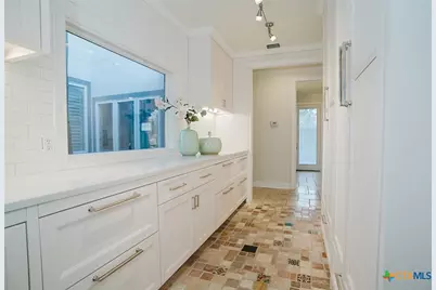 850 Lakeview Trail, Mcqueeney, TX 78123 - Photo 11