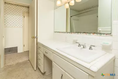 5109 Lilac Lane, Victoria, TX 77904 - Photo 19