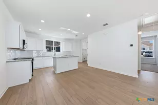 2150 Hofstaat, New Braunfels, TX 78130 - Photo 7