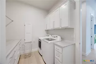 1410 E Creekview Dr, Salado, TX 76571 - Photo 9