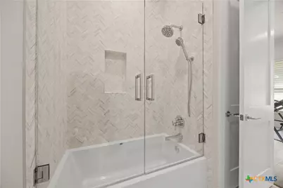 1410 E Creekview Drive, Salado, TX 76571 - Photo 29