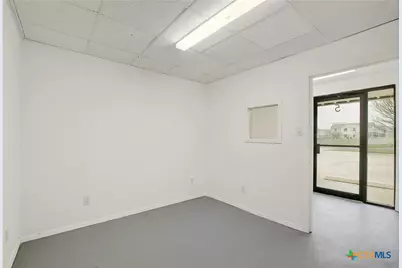 1419 Fleming Drive #Warehouse 5, Seguin, TX 78155 - Photo 7