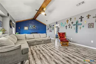 320 Highland Dr, Burnet, TX 78611 - Photo 9