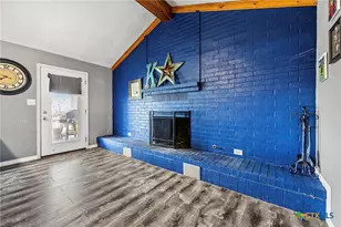 320 Highland Dr, Burnet, TX 78611 - Photo 9