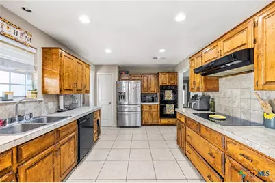 320 Highland Drive, Burnet, TX 78611 - Photo 11