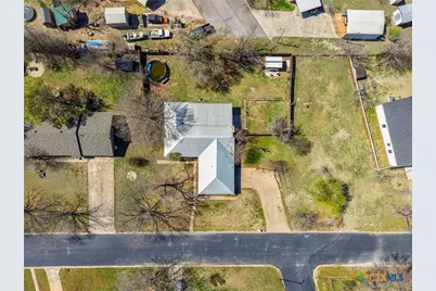 320 Highland Drive, Burnet, TX 78611 - Photo 5