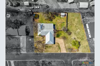 320 Highland Drive, Burnet, TX 78611 - Photo 3