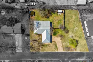 320 Highland Dr, Burnet, TX 78611 - Photo 3