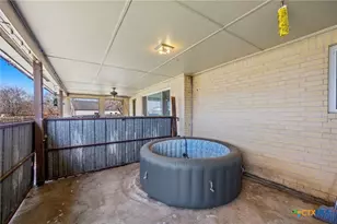 320 Highland Dr, Burnet, TX 78611 - Photo 25