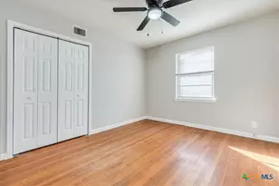 704 S 3rd St, Copperas Cove, TX 76522 - Photo 15