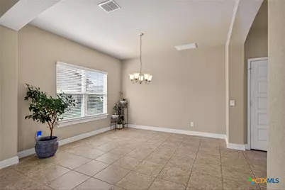 688 Community Drive, New Braunfels, TX 78132 - Photo 7