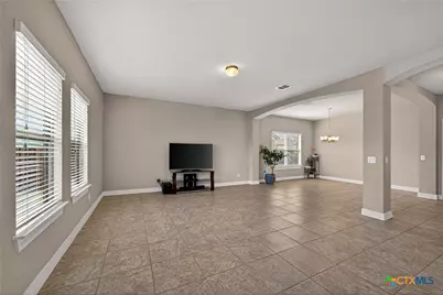 688 Community Drive, New Braunfels, TX 78132 - Photo 9