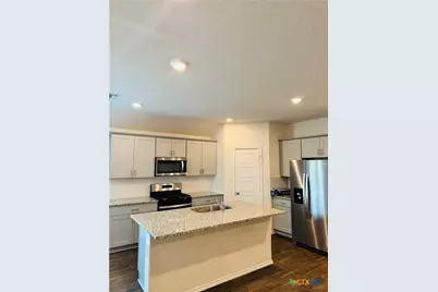 417 Deborah Drive, New Braunfels, TX 78130 - Photo 3