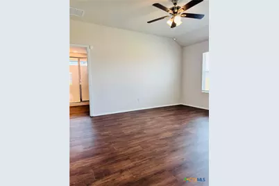 417 Deborah Drive, New Braunfels, TX 78130 - Photo 5