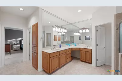 1211 Sherwood Drive, Canyon Lake, TX 78133 - Photo 37