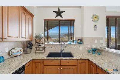 1211 Sherwood Drive, Canyon Lake, TX 78133 - Photo 29