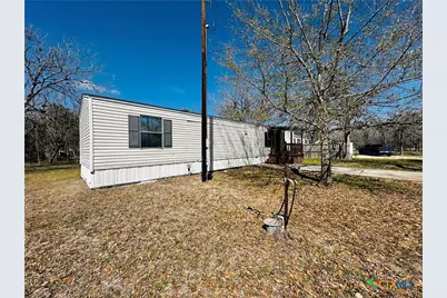 309 Cottonwood Avenue, Luling, TX 78648 - Photo 3