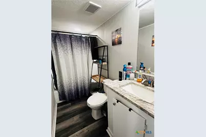 309 Cottonwood Avenue, Luling, TX 78648 - Photo 11