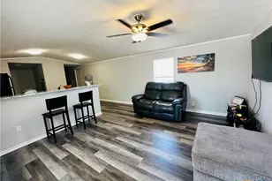 309 Cottonwood Ave, Luling, TX 78648 - Photo 5