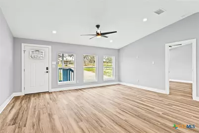 6638 Hickory Forrest Drive, Seguin, TX 78155 - Photo 5