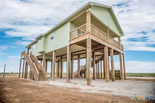 193 Powderhorn Ln, Port Lavaca, TX 77979 - Photo 3