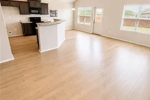 1024 Jamestown Dr, Temple, TX 76504 - Photo 5