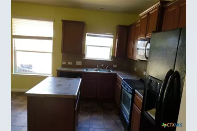 753 Great Oaks Drive, New Braunfels, TX 78130 - Photo 9