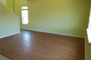 753 Great Oaks Dr, New Braunfels, TX 78130 - Photo 3