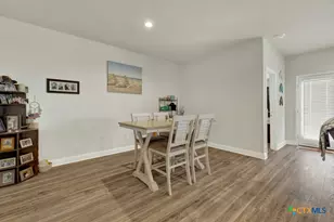 1316 Parkwood, Seguin, TX 78155 - Photo 5