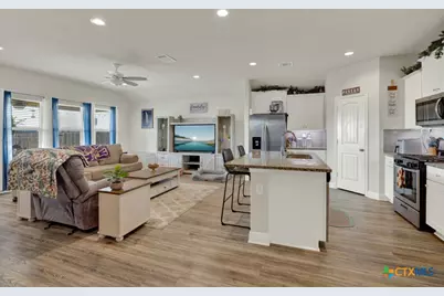 1316 Parkwood, Seguin, TX 78155 - Photo 1