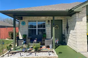 1004 Leah Dr, Troy, TX 76579 - Photo 1