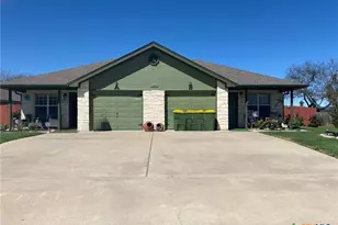 1004 Leah Dr, Troy, TX 76579 - Photo 1