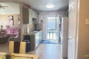 1004 Leah Dr, Troy, TX 76579 - Photo 11